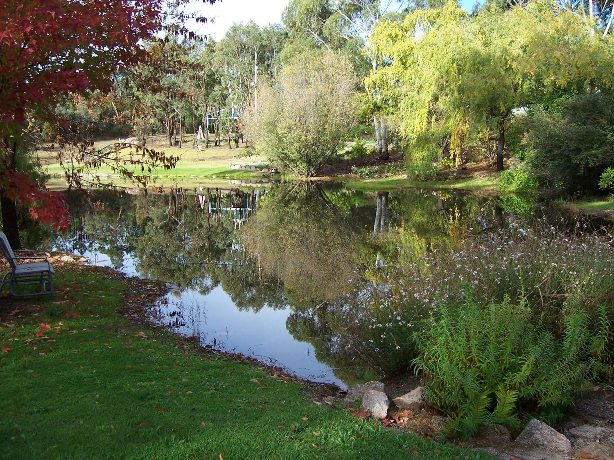 Granite Gardens Cottages & Lake Retreat Станторп Екстериор снимка